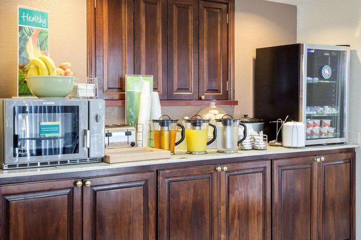 Breakfast/Coffee Service 28 of 29