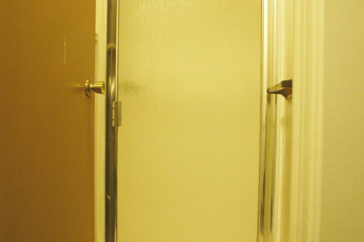 Room 14 of 27
