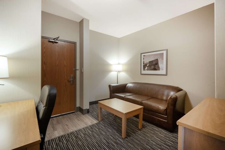 Room 40 of 69