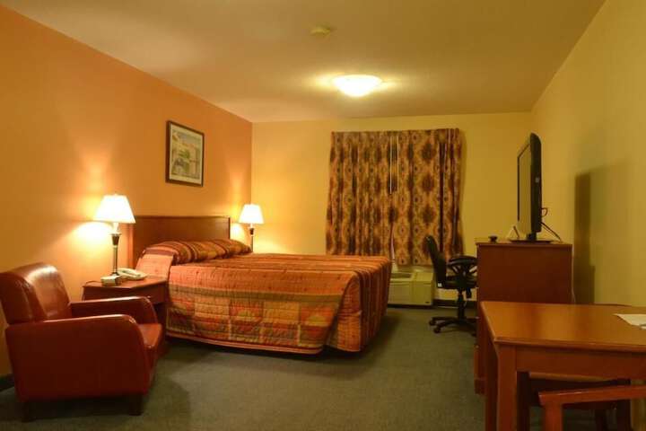 Room 9 of 17