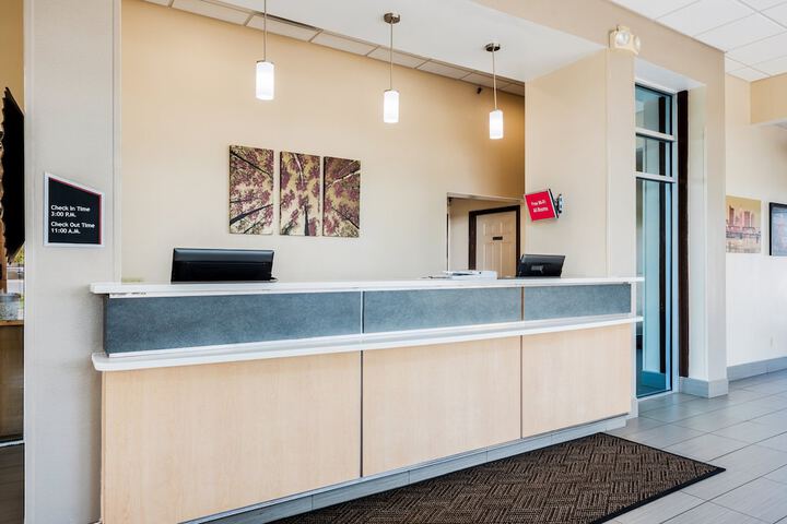 Red Roof Inn Columbus - Grove City