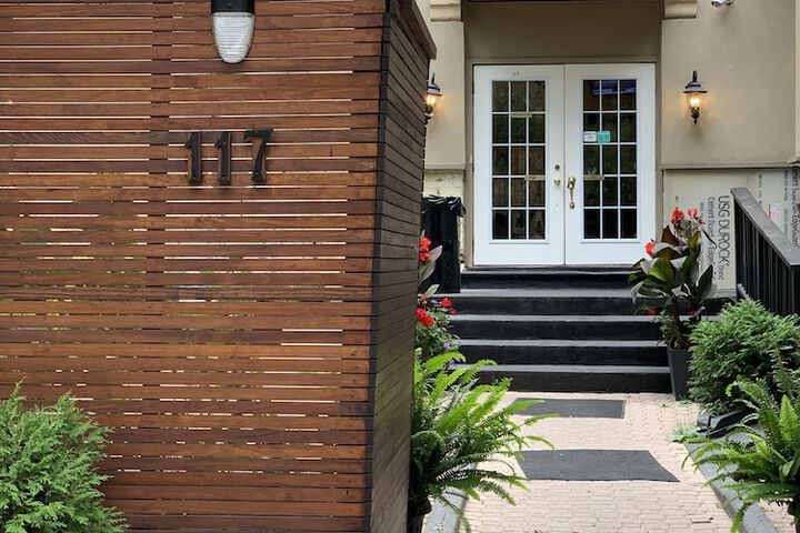 Hotel 4 of 70