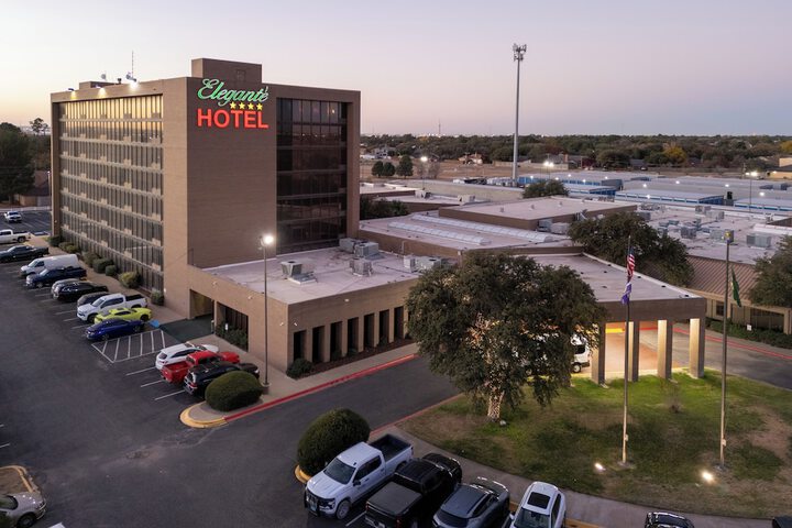 MCM Elegante Hotel and Conference Center Odessa