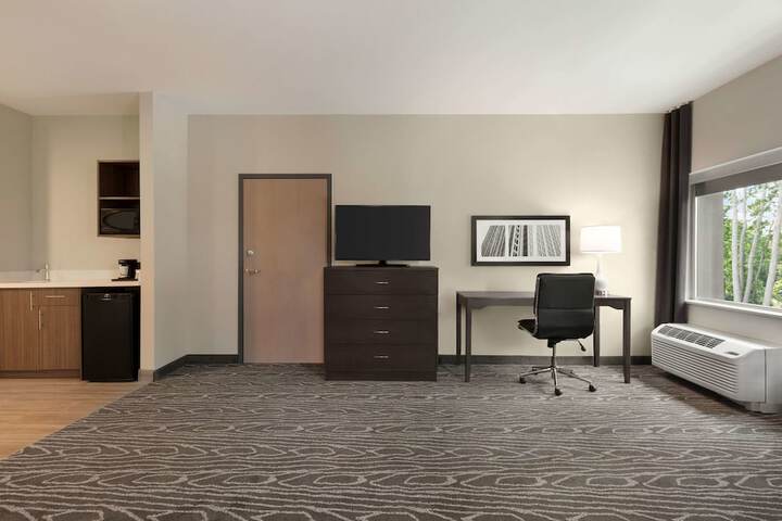 Room 33 of 55