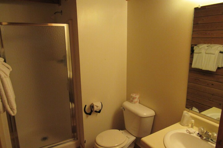 Room 22 of 85