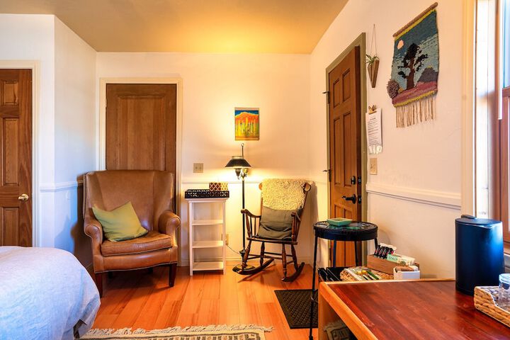 Room 42 of 71