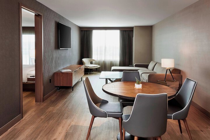 AC Hotel by Marriott Cincinnati at the Banks