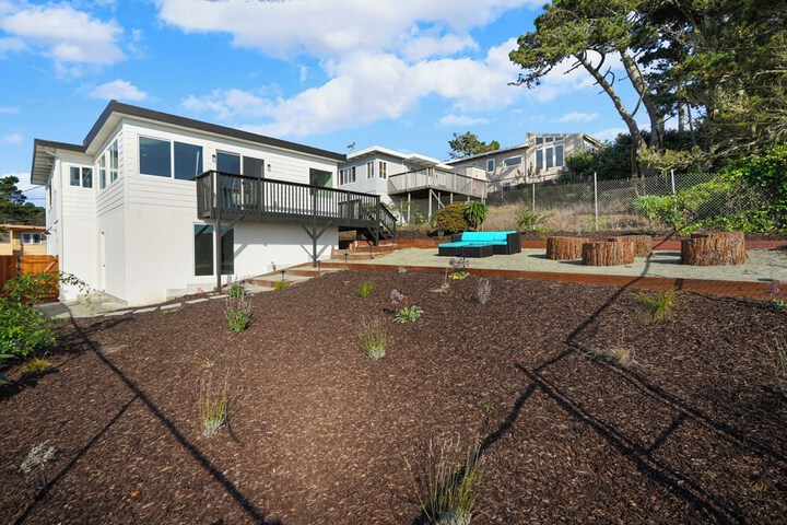 Oceanview Sunset View 3BR Luxe Home Yard