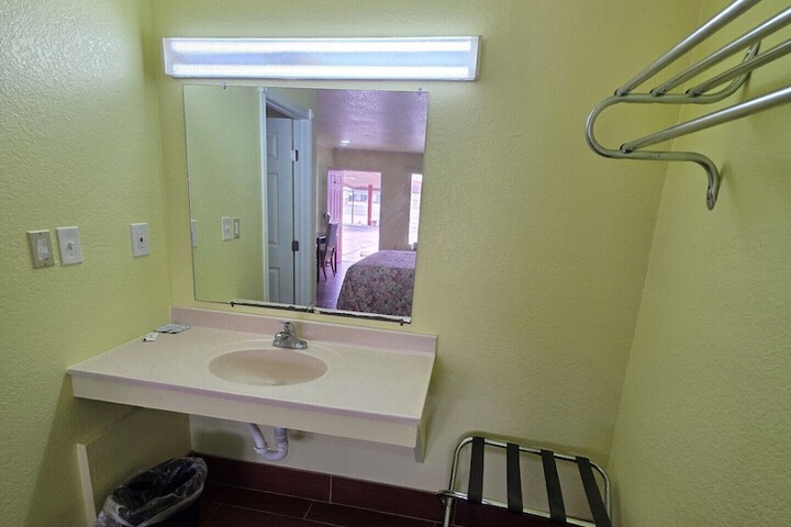 chaparral motel