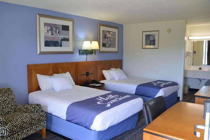 Room 46 of 75