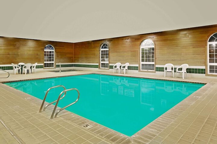 Pool 3 of 15