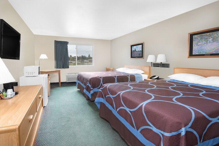 Room 3 of 15