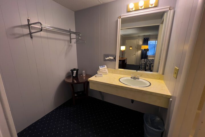 Room 79 of 81