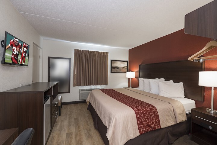 Room 21 of 33