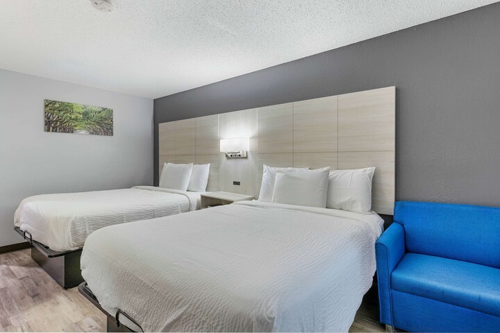 Room 7 of 26