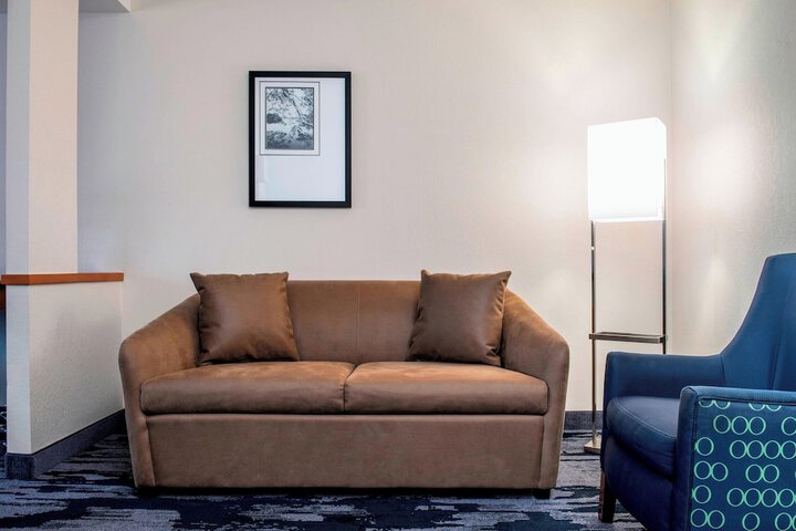 Fairfield Inn & Suites by Marriott Winnipeg