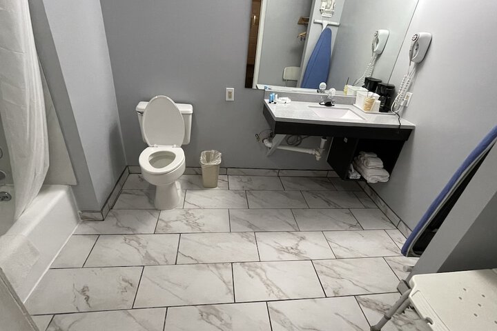 Room 15 of 43