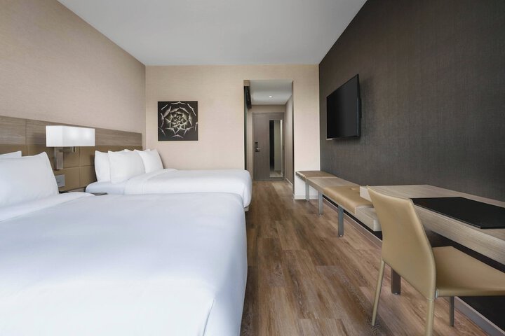 Room 21 of 47