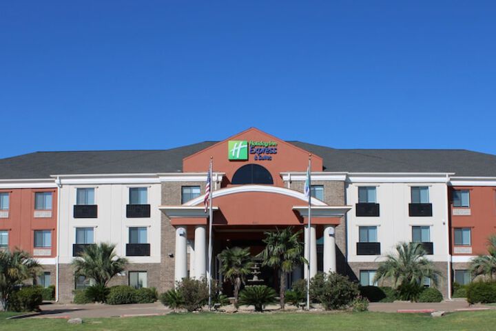 Hotel 4 of 32