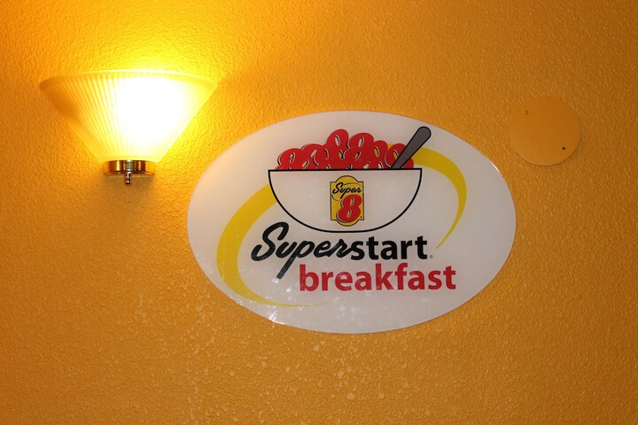 Breakfast/Coffee Service 37 of 46
