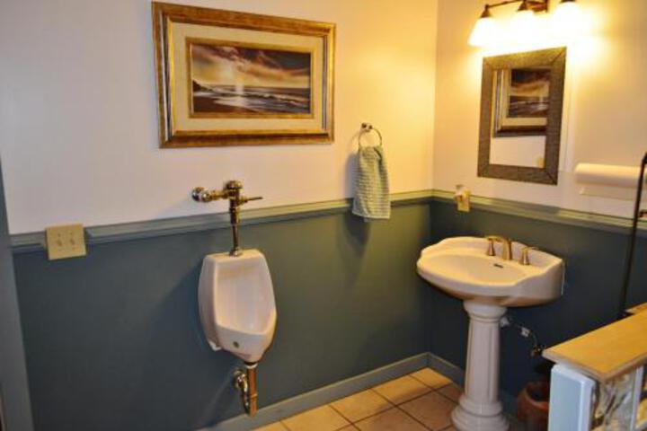 Downtown Lancaster Loft Apartment