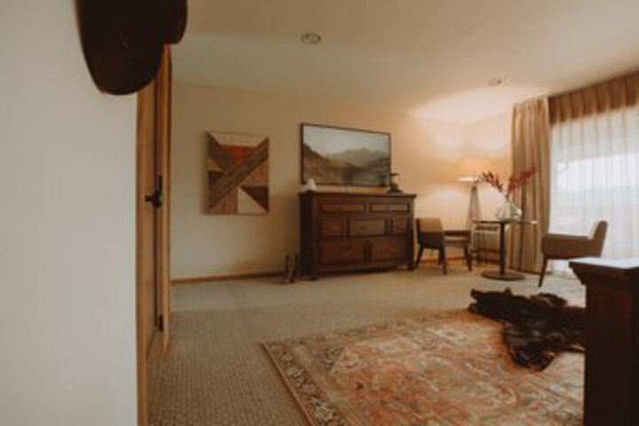 Suite 63 of 109