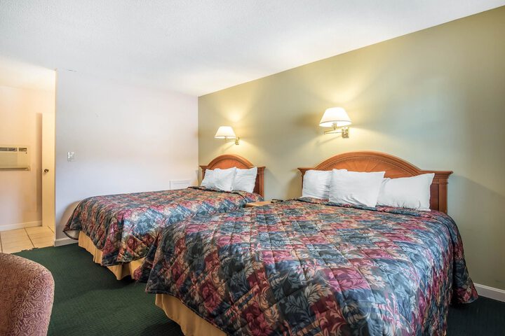 Rodeway Inn Bellows Falls
