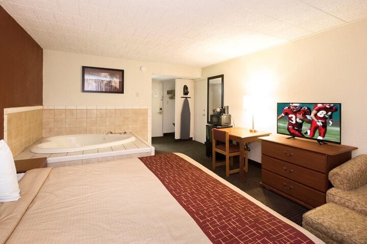 Days Inn by Wyndham Williamsport