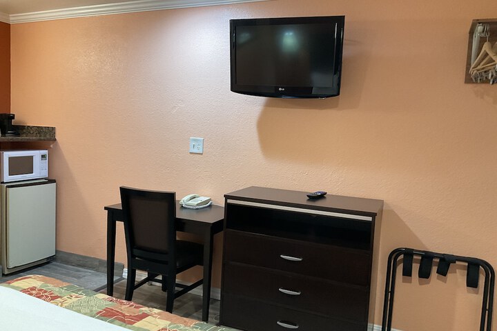 Room 43 of 44