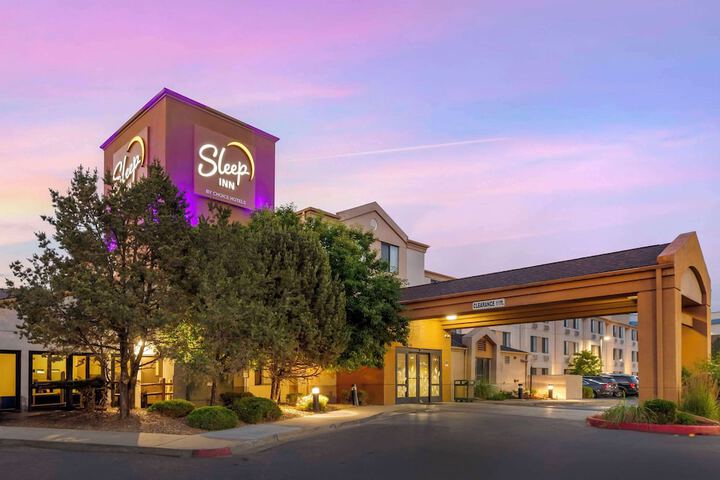 Hotel 7 of 38