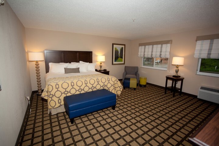 Room 15 of 51