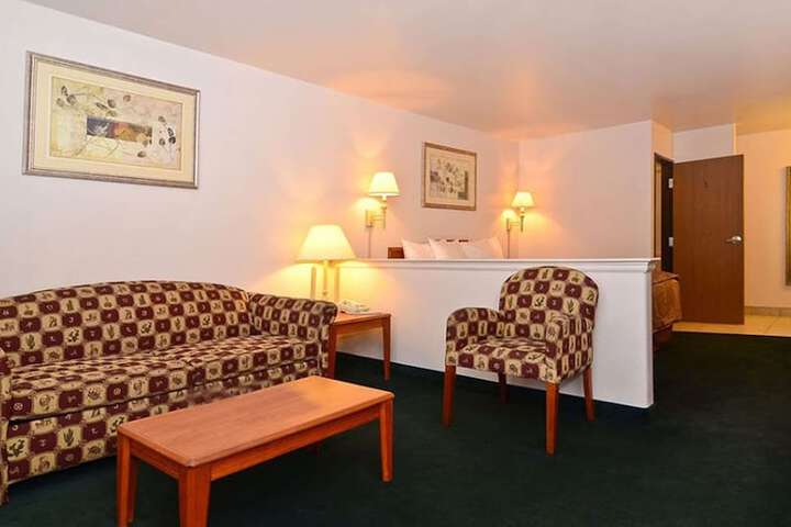 Room 20 of 34