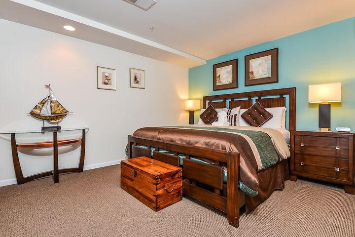 Room 182 of 279