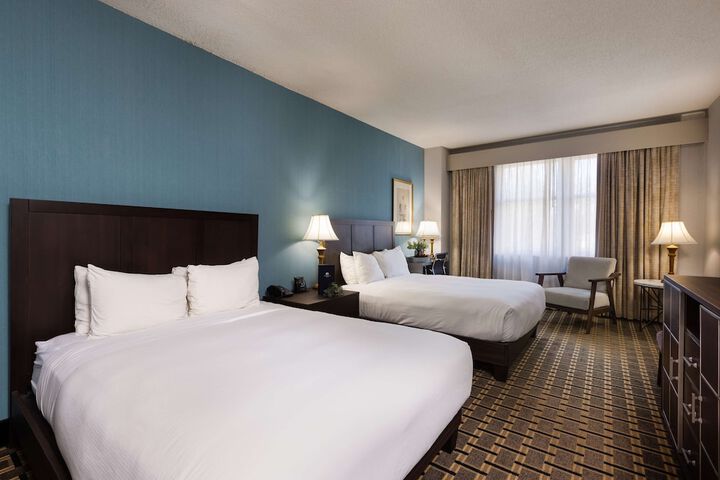 Room 40 of 85