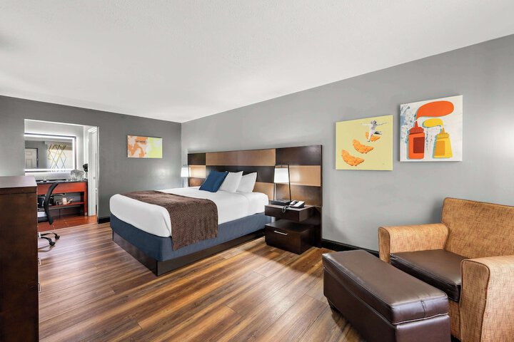 Room 40 of 45