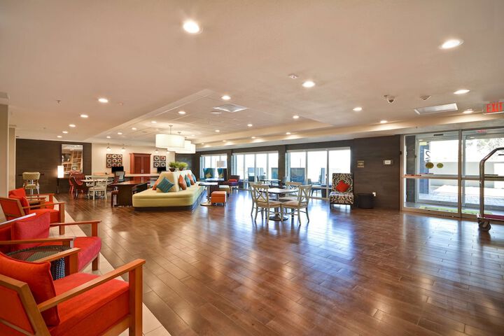 Hotel Interior 11 of 40