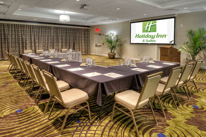 Holiday Inn Hotel & Suites Tupelo North by IHG