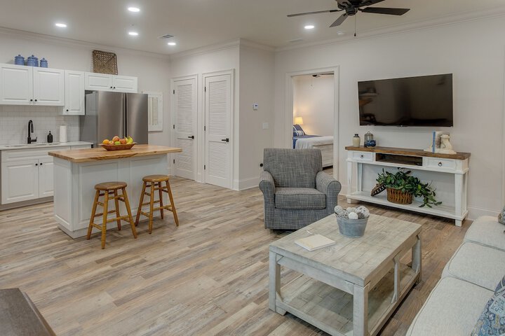 Wfh-friendly Condo Rental in Nashville Georgia!