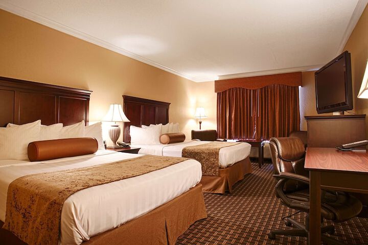 Room 17 of 25