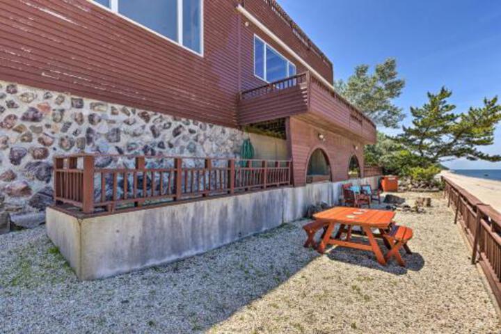 Beachfront Wading River Home with Deck and Grill