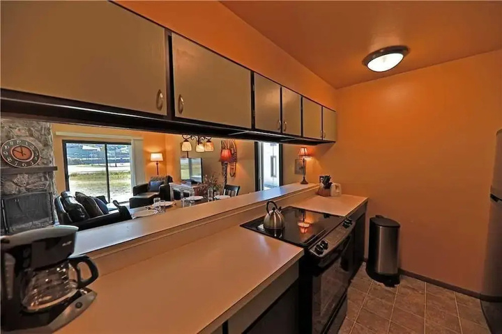 Meadow Ridge 08-01 2 Bedrooms 2 Bathrooms Condo