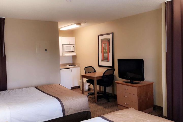 Room 17 of 22