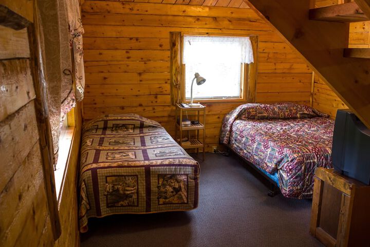 Midnight Sun Log Cabins