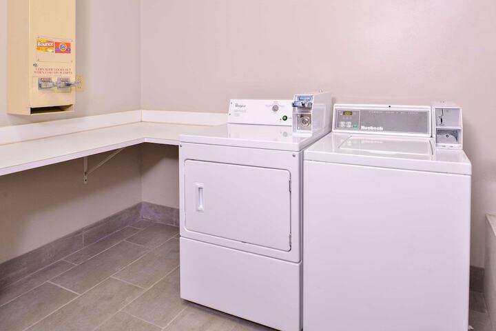 Country Inn & Suites by Radisson Omaha Airport, IA