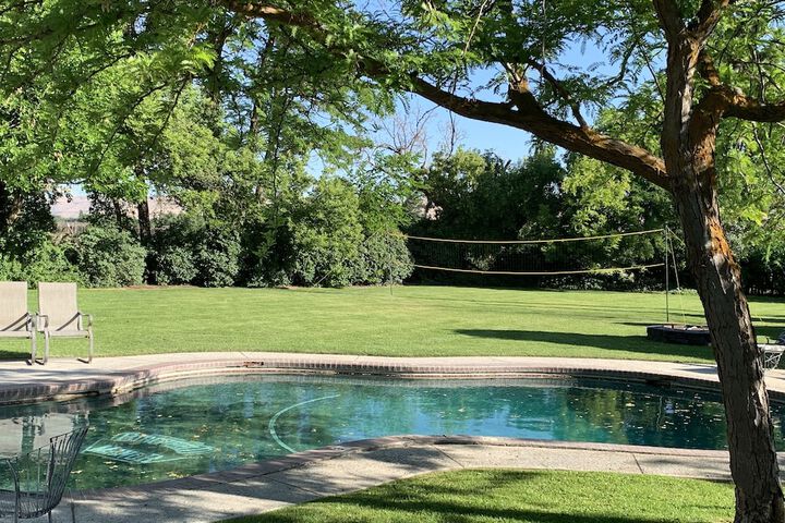 Pool 6 of 41