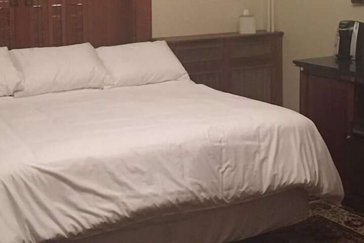 Room 25 of 26