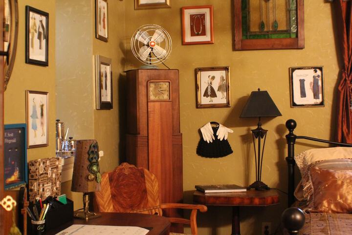 Room 10 of 41