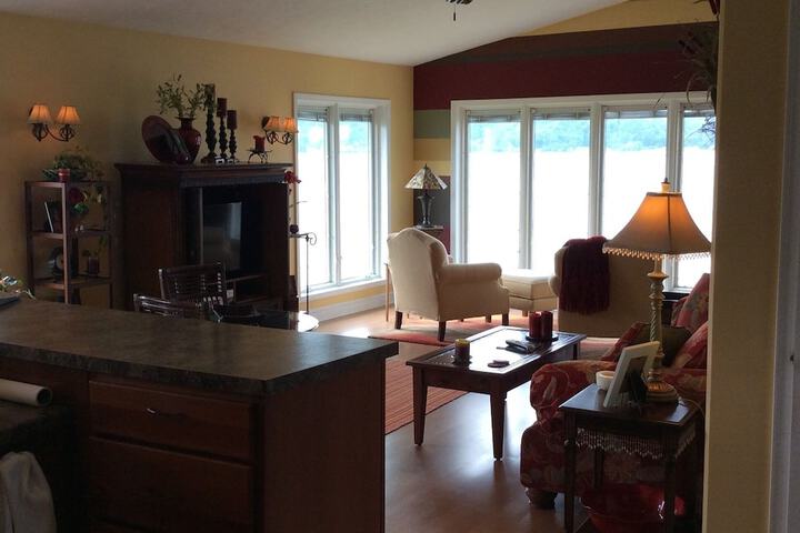 Pictured Rocks Bed & Breakfast