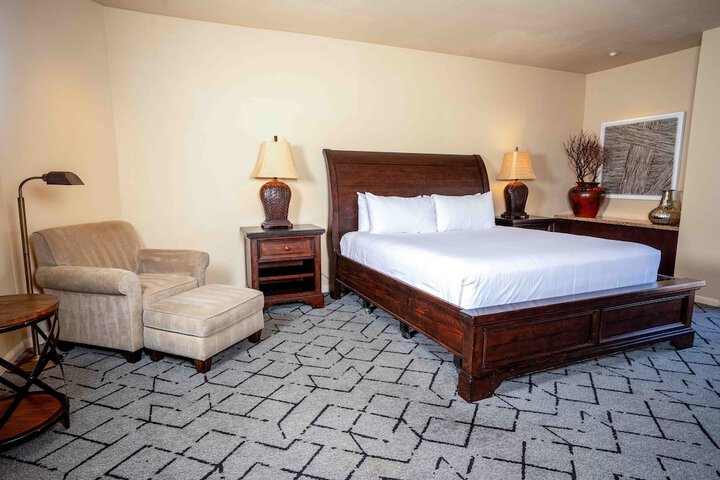 Kimpton Miralina Resort & Villas by IHG