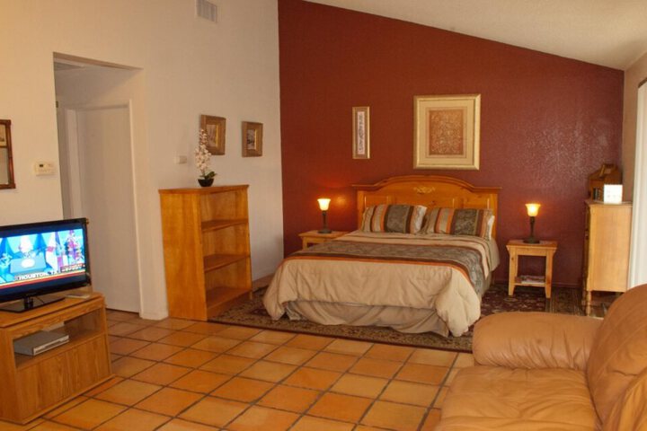 SUNNYVALE GARDEN SUITES HOTEL 29 PALMS A